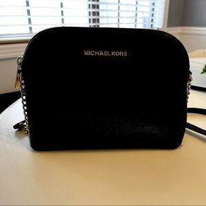 Michael Kors cross body purse